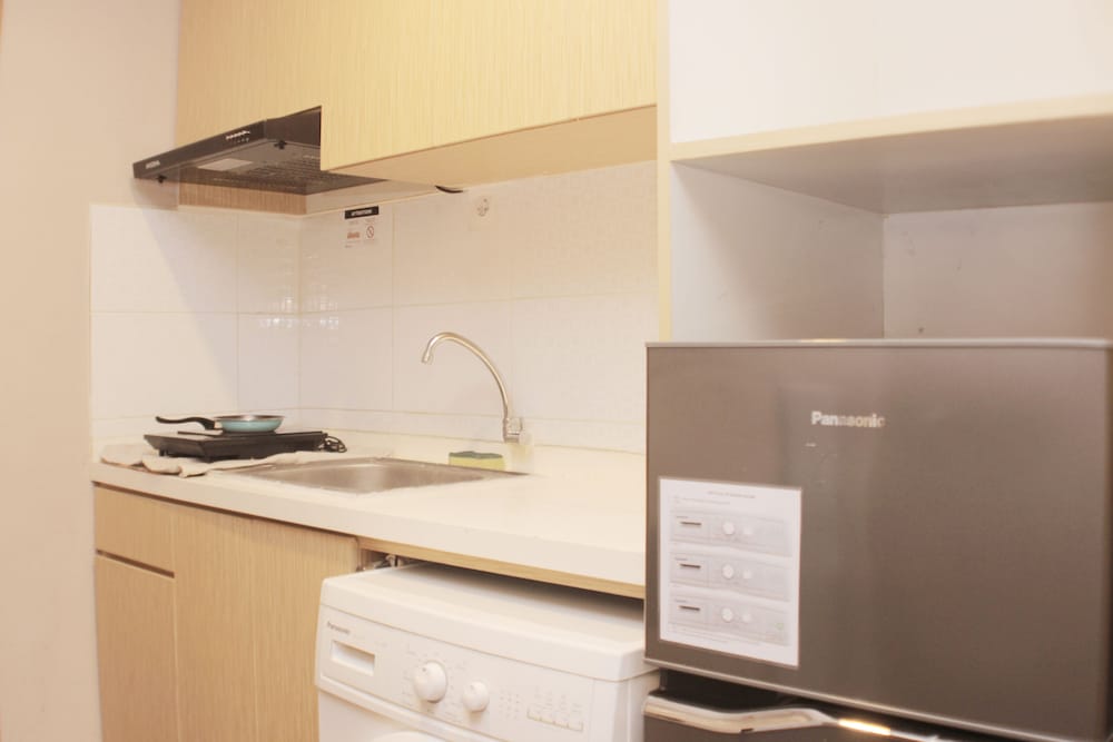 cozy and nice studio at oasis cikarang apartment