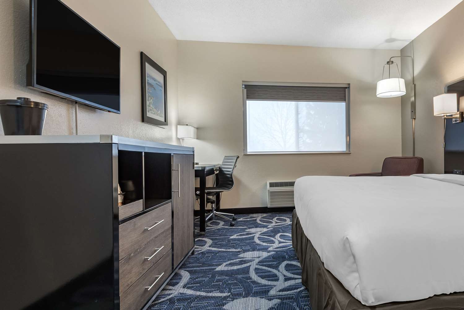 comfort inn and suites liverpool clay