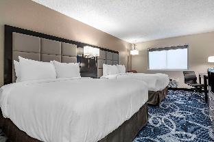 comfort inn and suites liverpool clay