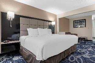comfort inn and suites liverpool clay