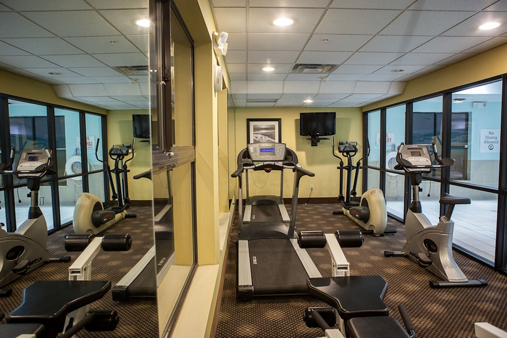 holiday inn express hotel and suites canton by ihg