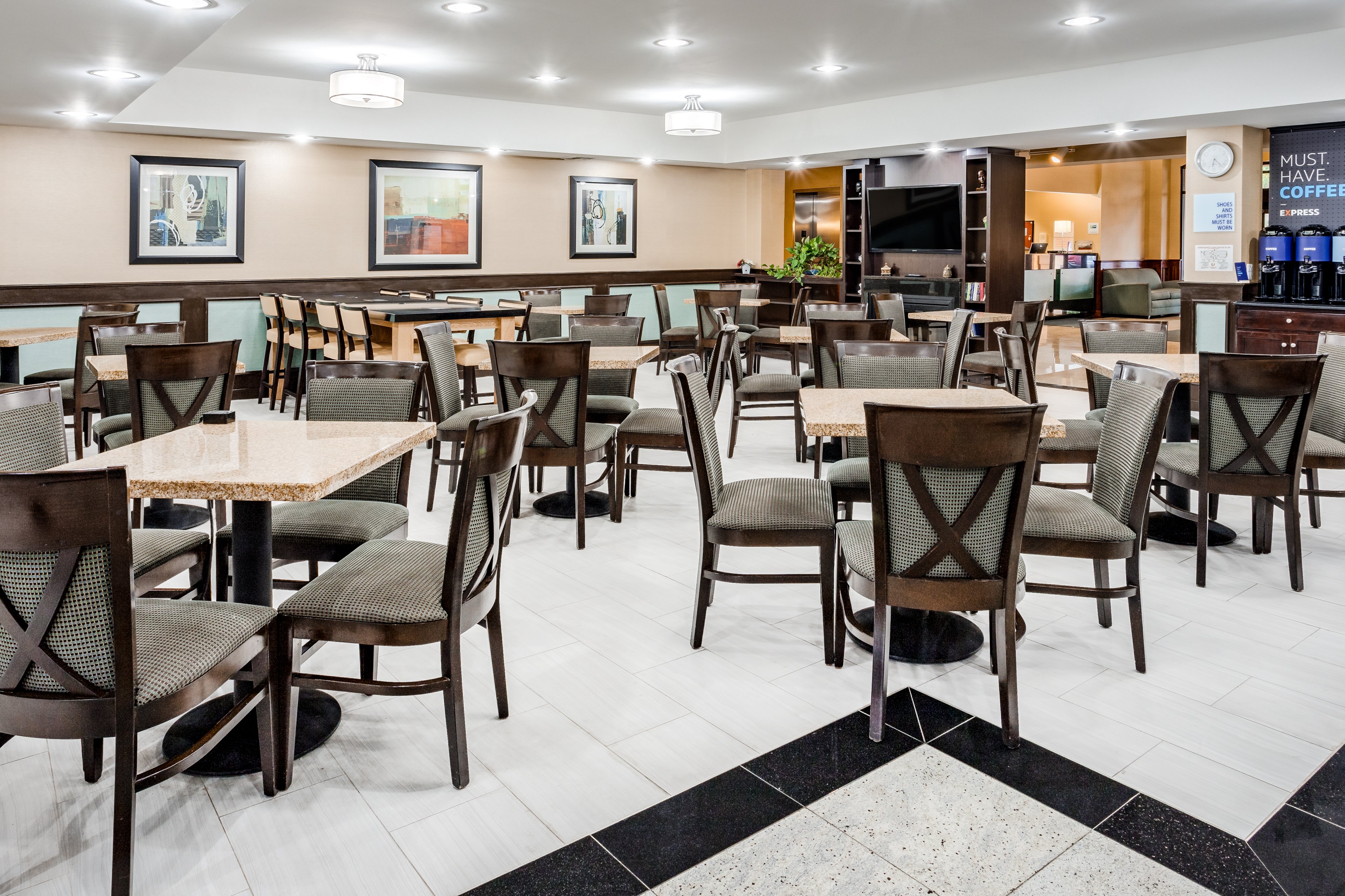 holiday inn express hotel and suites canton by ihg