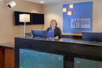Holiday Inn Express Hotel & Suites Canton By Ihg,Canton>>Ann Arbor,3 star