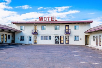 silver street motel hurley wi by oyo