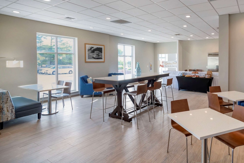 the inn at leonardtown ascend hotel collection