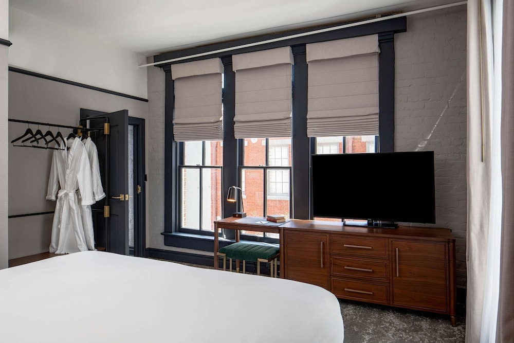 the eliza jane in the unbound collection by hyatt