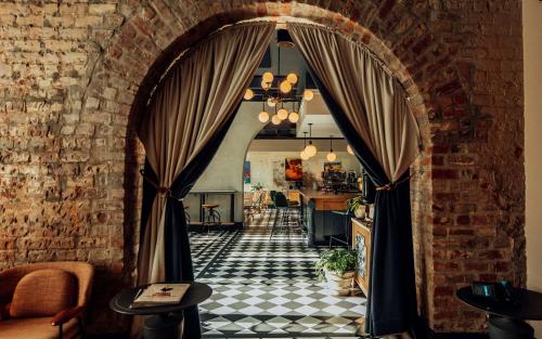 the eliza jane in the unbound collection by hyatt