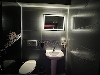 royal kral as suit otel