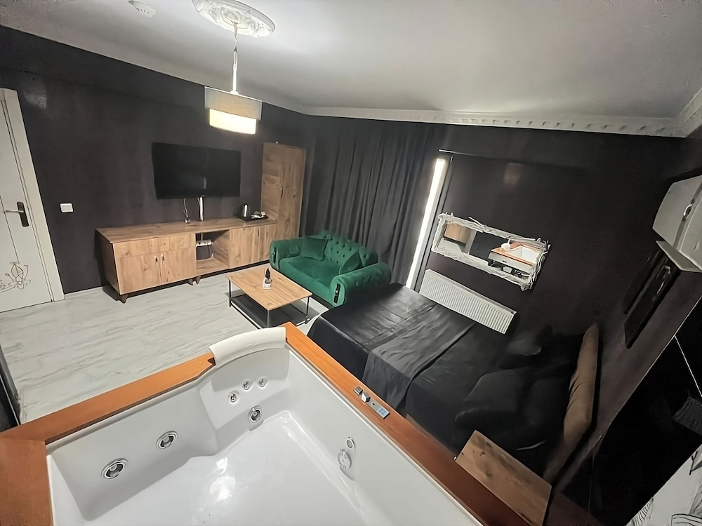 royal kral as suit otel