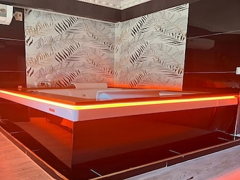 royal kral as suit otel