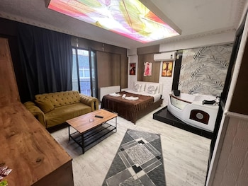 royal kral as suit otel