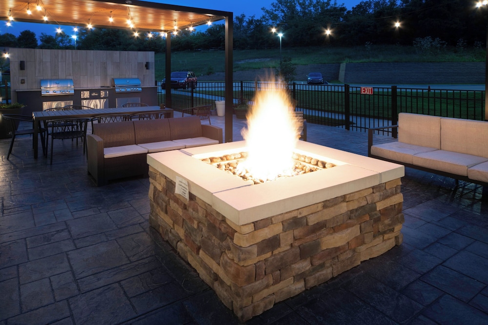 staybridge suites cincinnati east milford an ihg hotel
