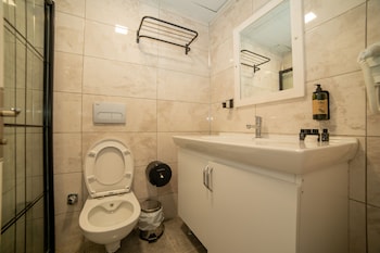 estia hotel