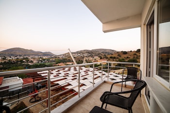 estia hotel