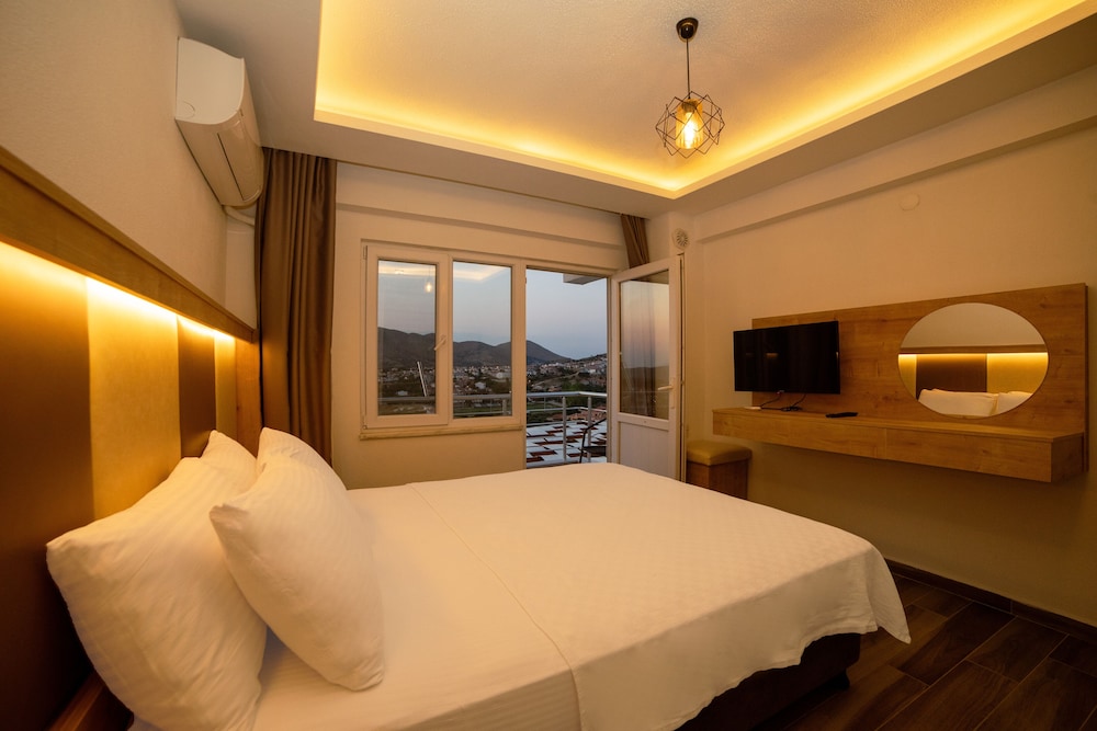 estia hotel