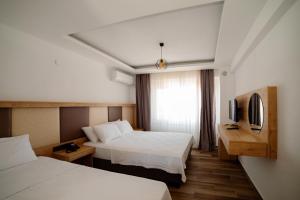 estia hotel