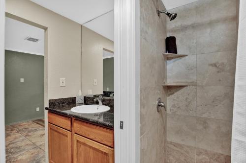 mavens inn and grill