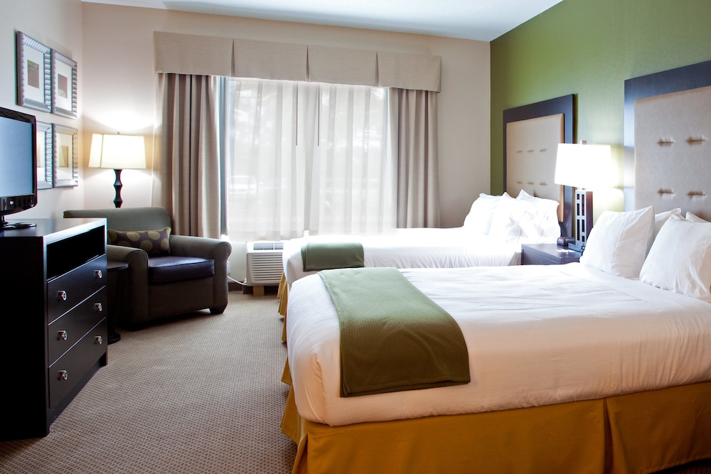 holiday inn express and suites jacksonville mayport beach