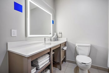 Holiday Inn Express & Suites Jacksonville - Mayport / Beach,Atlantic Beach>>Arlington,3 star