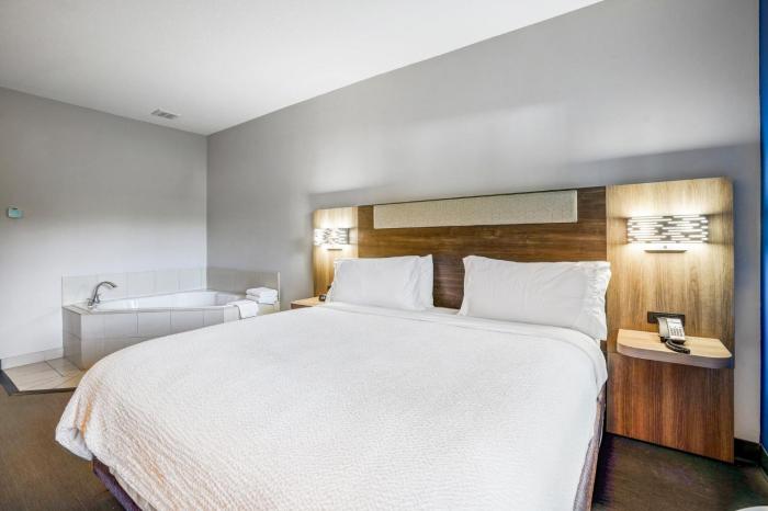 holiday inn express and suites jacksonville mayport beach