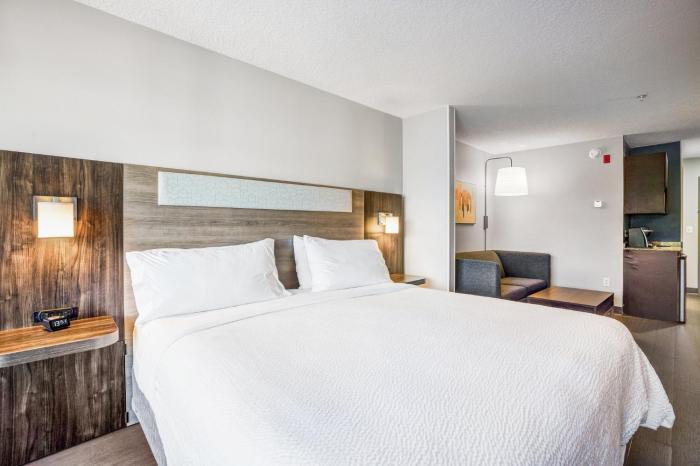 holiday inn express and suites jacksonville mayport beach