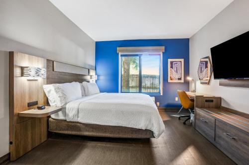 holiday inn express and suites jacksonville mayport beach
