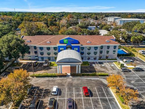 holiday inn express and suites jacksonville mayport beach