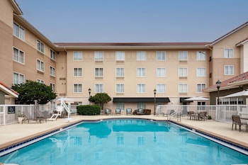 Homewood Suites By Hilton Jacksonville-South/St. Johns Ctr.,Jacksonville>>Duval,3 star