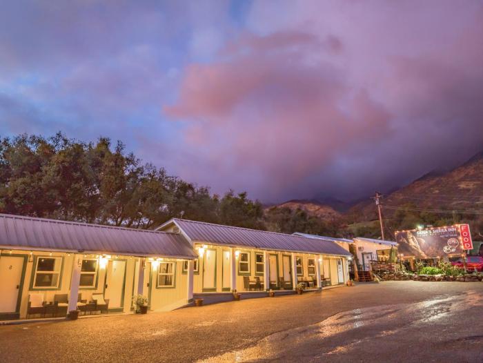 genas sierra inn and restaurant