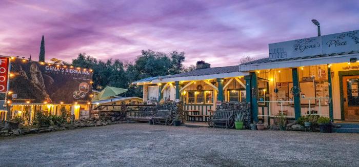 genas sierra inn and restaurant