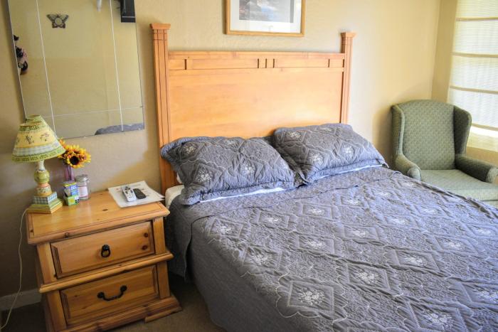 genas sierra inn and restaurant