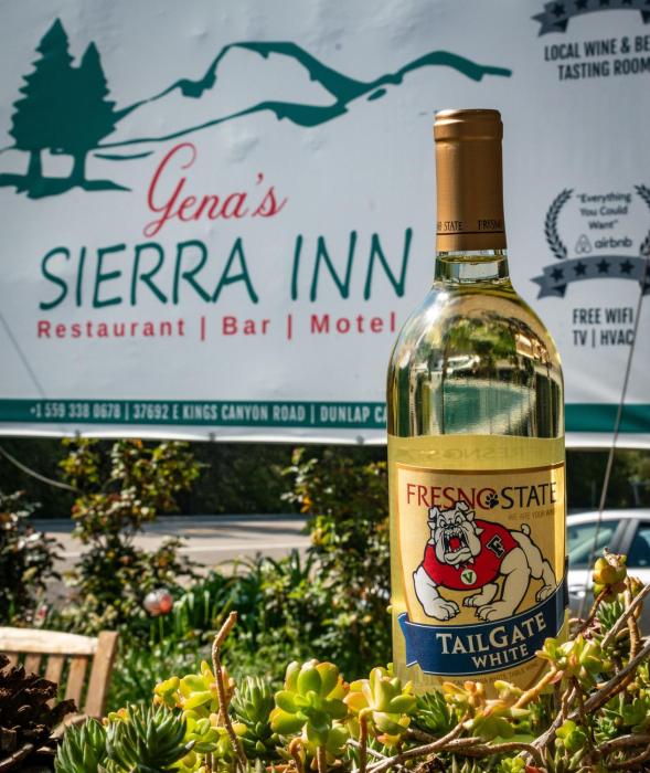 genas sierra inn and restaurant