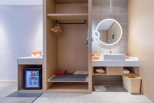 atour hotel nanjing xianlin unviersity town
