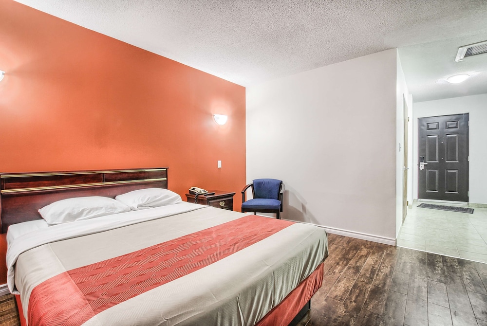 motel 6 windsor on