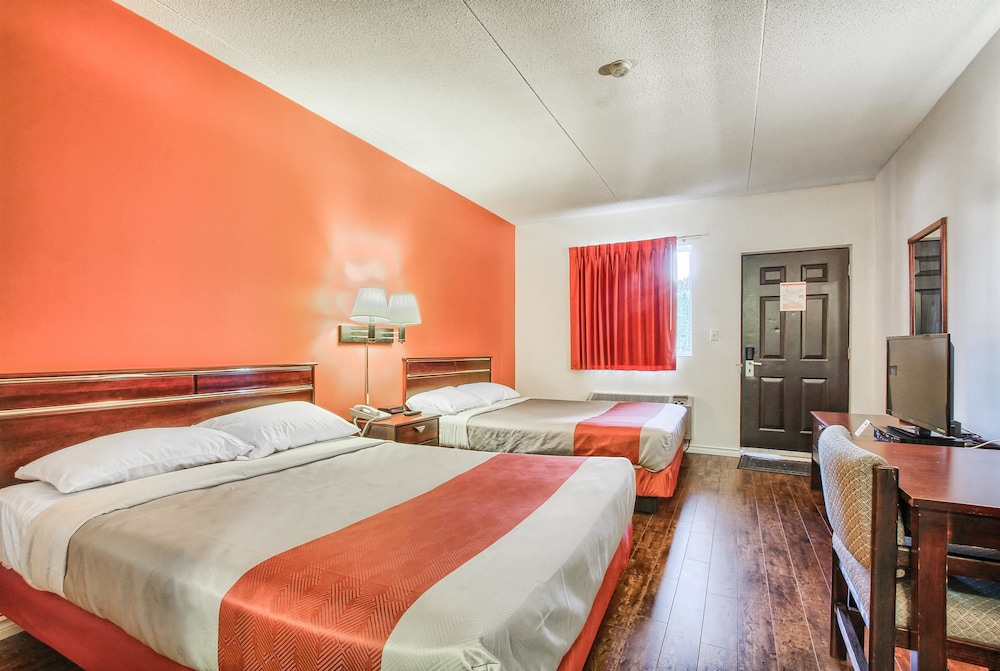 motel 6 windsor on