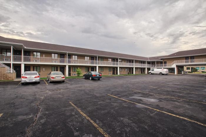 motel 6 windsor on