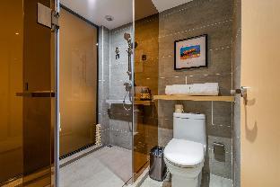 atour hotel xian hujiamiao metro station