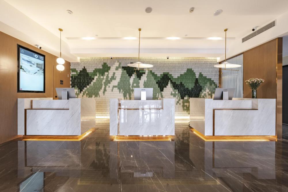 atour hotel zhongyinggong subway station