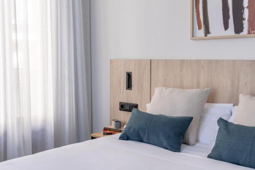 apartamentos libere granada catedral