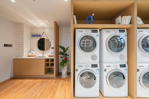 atour hotel huai an suning plaza dazhi road