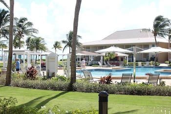 holiday inn resort grand cayman by ihg