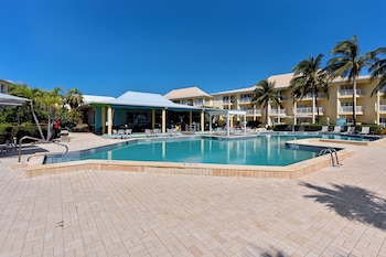 holiday inn resort grand cayman by ihg