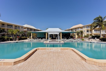 holiday inn resort grand cayman by ihg