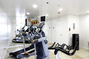 holiday inn resort grand cayman by ihg