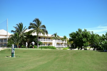 holiday inn resort grand cayman by ihg