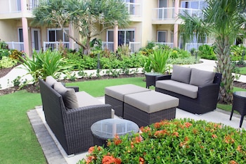 holiday inn resort grand cayman by ihg
