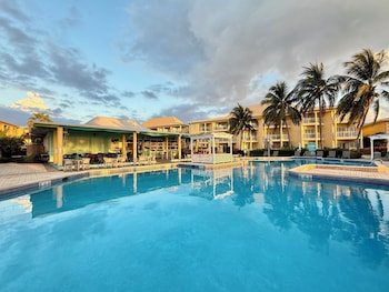 holiday inn resort grand cayman by ihg