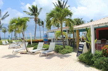 holiday inn resort grand cayman by ihg