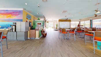 holiday inn resort grand cayman by ihg