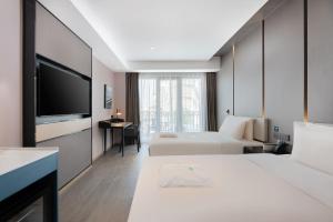 atour hotel xishuangbanna gaozhuang